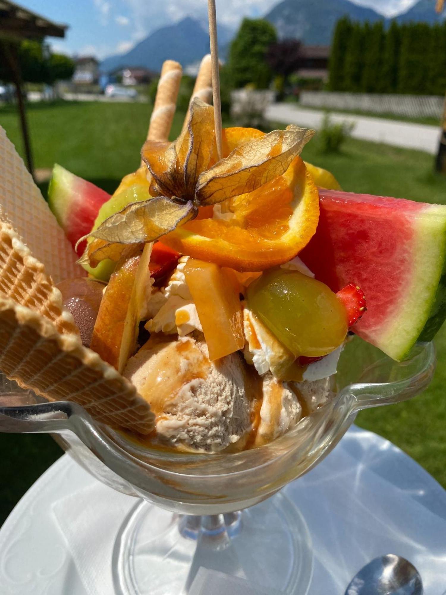 Hotel Cafe-Zillertal Strass im Zillertal Εξωτερικό φωτογραφία